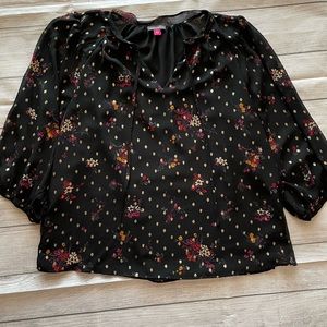 Vincent Camuto Black 3/4 Sleeve Peasant Top